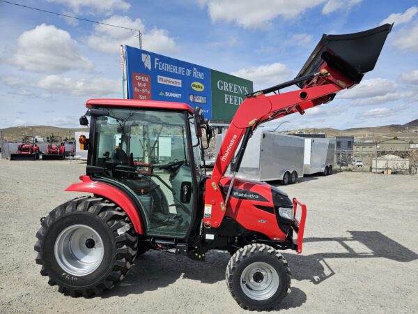 2024 Mahindra 1640 Tractor with Cab and Loader - Image 2