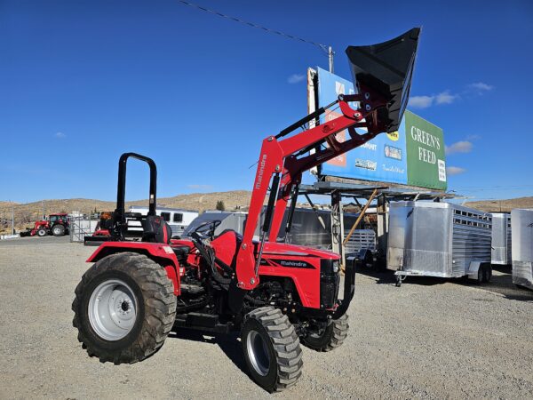 2025 Mahindra 4540 Tractor with Loader - Image 9