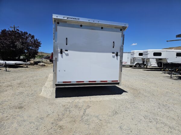 2024 Featherlite 20' Enclosed Flat Nose Car Hauler - Image 5