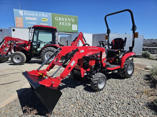 2024 Mahindra 1120 Tractor with Loader - Image 3