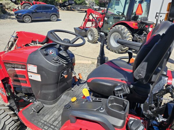 2024 Mahindra 1120 Tractor with Loader - Image 8