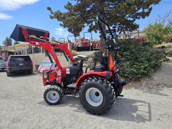 2025 Mahindra 2126 Tractor with Loader - Image 3