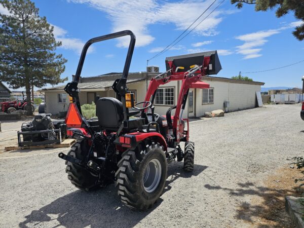 2025 Mahindra 2126 Tractor with Loader - Image 5