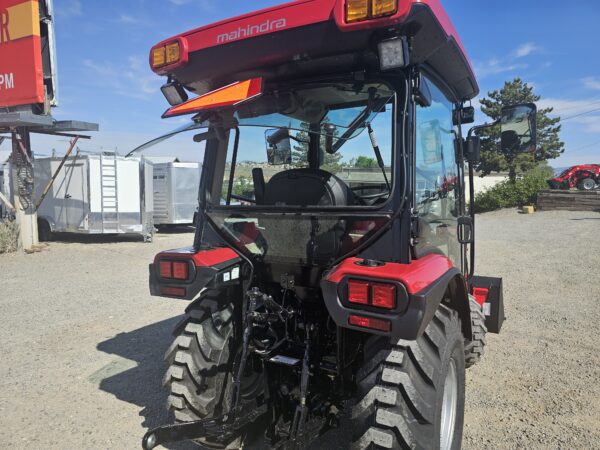 2025 Mahindra 2126 Tractor with Cab and Loader - Image 16