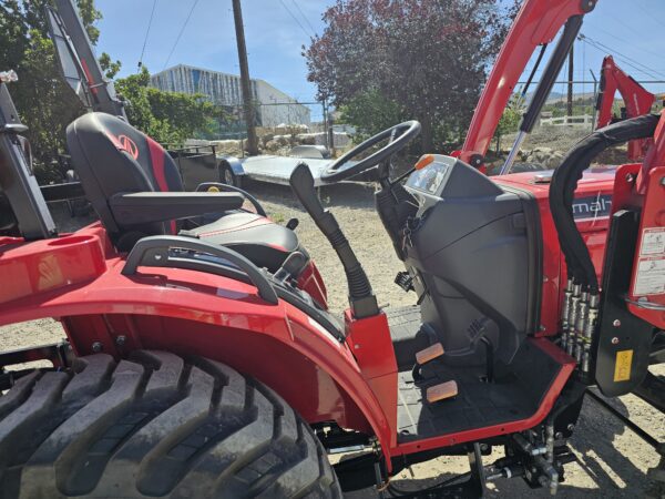 2025 Mahindra 1626 Refresh Model Tractor w/ Loader & Backhoe - Image 3