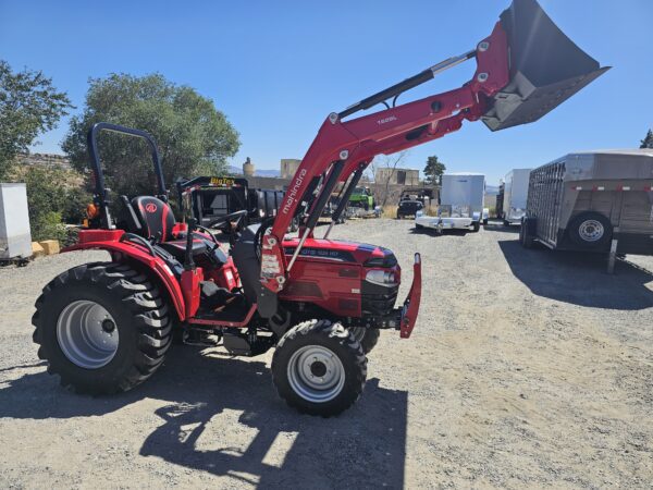 2025 Mahindra1626 Refresh Model Tractor w/ Loader - Image 10