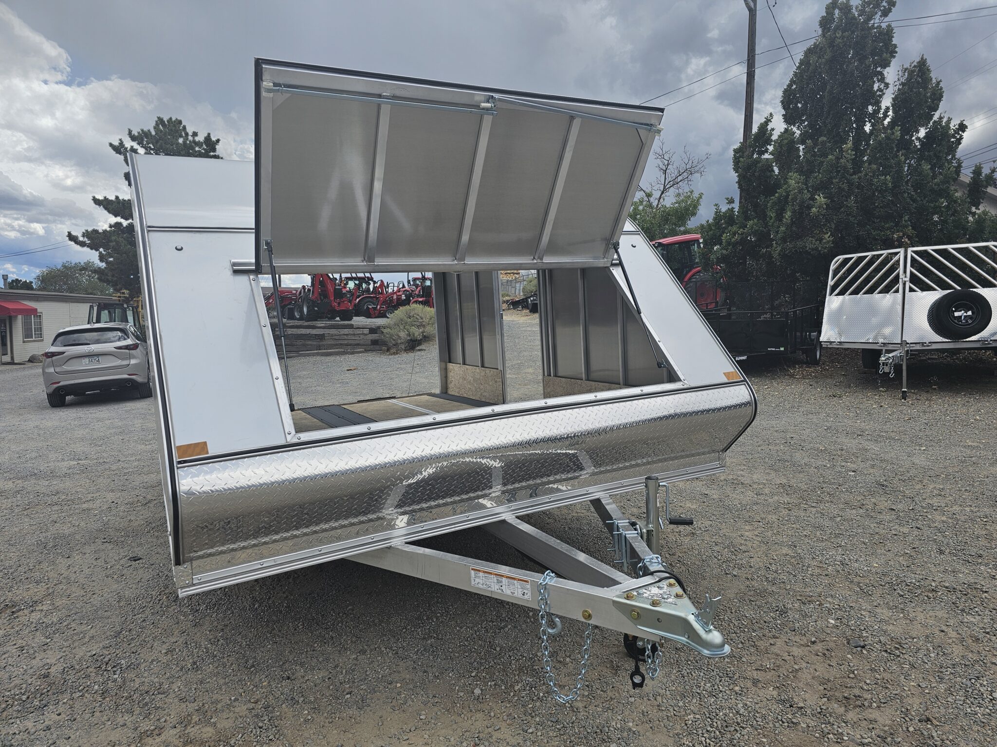 2026 CargoPro SnoPro 101"x12'x5'4" Enclosed Snowmobile Trailer - Image 13