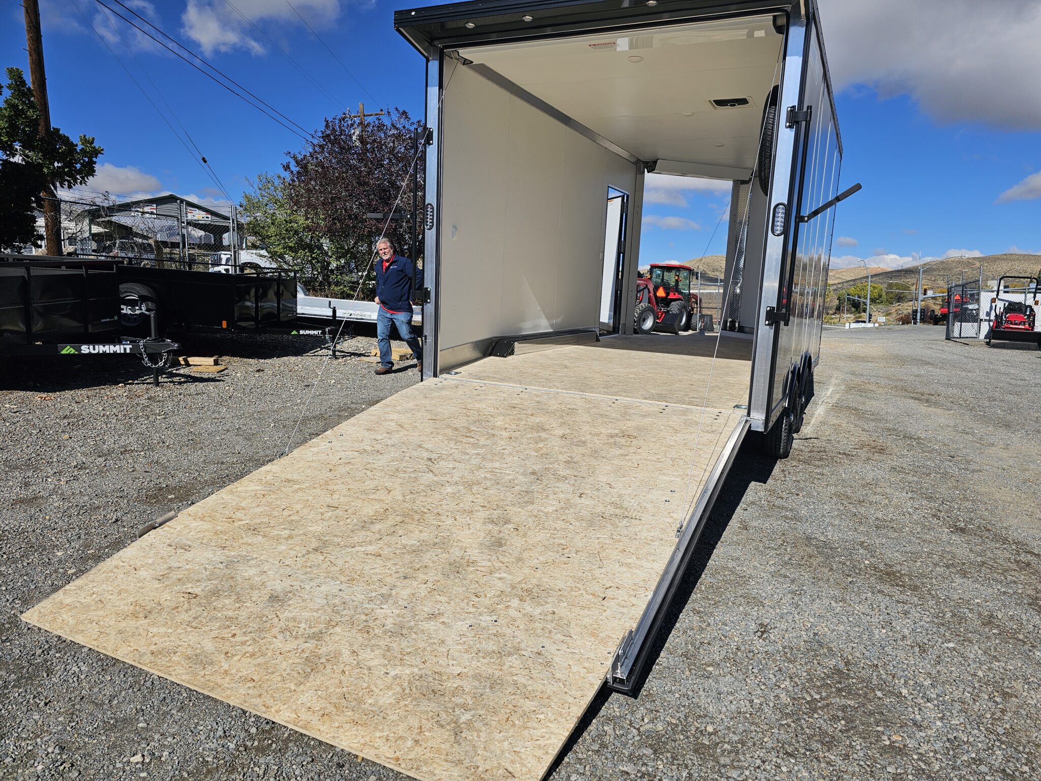 2026 CargoPro 8.5'x16' V-Nose All Sport Enclosed Car Hauler - Image 7