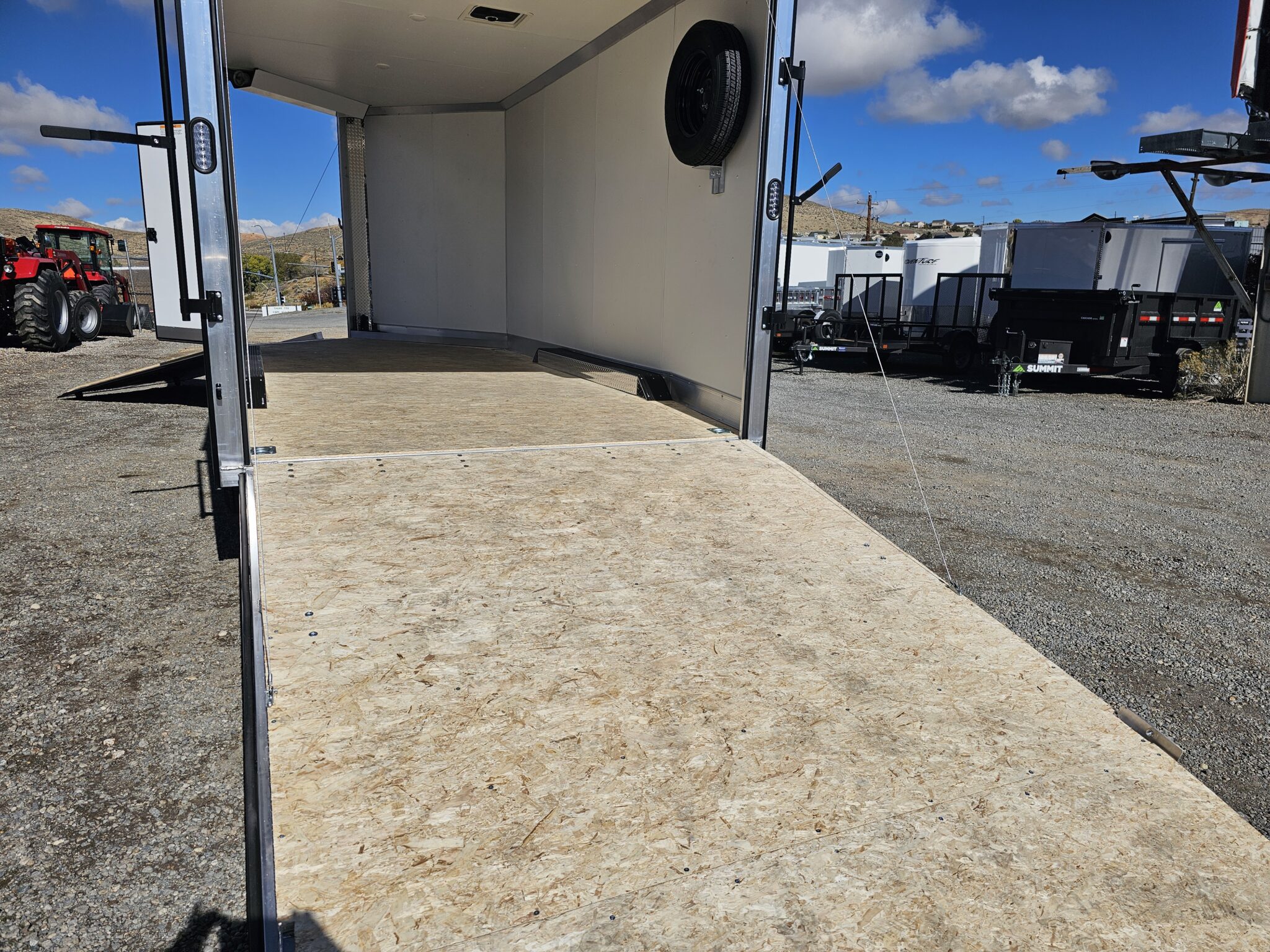 2026 CargoPro 8.5'x16' V-Nose All Sport Enclosed Car Hauler - Image 9