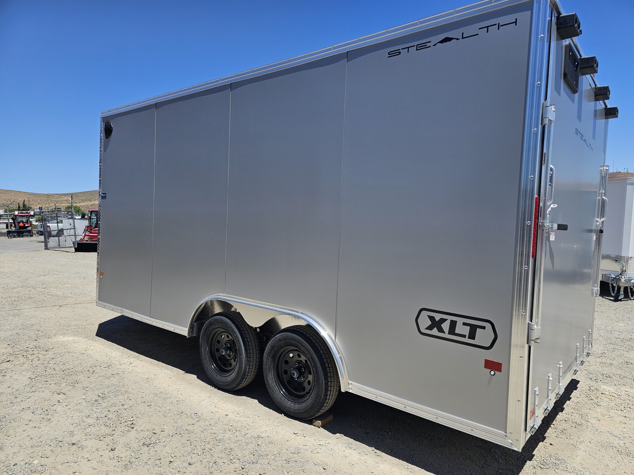 2026 Alcom 8.5'x16' V-Nose Stealth XLT Car Hauler - Image 6